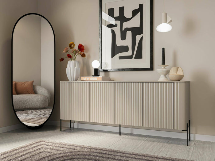 Credenza Laion, Madia da salotto con quattro ante battenti, Rialzata da terra, 190x40 h80 cm, Beige