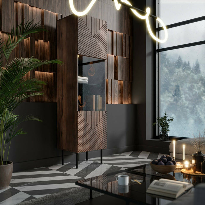 Vetrina Triulzi, Vetrinetta da soggiorno con anta e dettaglio in vetro, Finitura con linee geometriche, 50x40 h187 cm, Noce