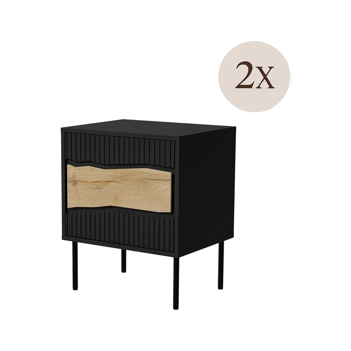 Set di 2 comodini Ussana, Comò basso con anta battente e vano interno, Finitura effetto liscio, 50x40 h62 cm, Nero e Rovere Nodi