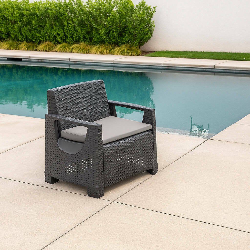 Rho, Poltrona da Esterno Braccioli Made in Italy, 66x72 cm Grigio Antracite