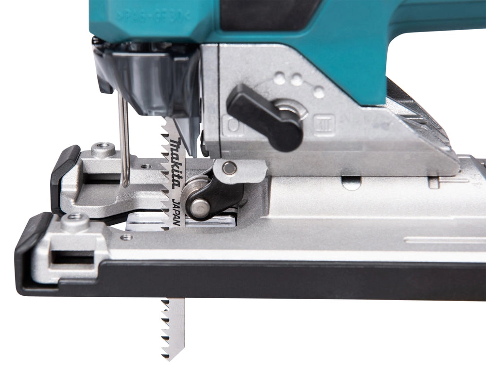 Seghetto alternativo Makita 40V solo corpo macchina 135mm capacità JV001GZ