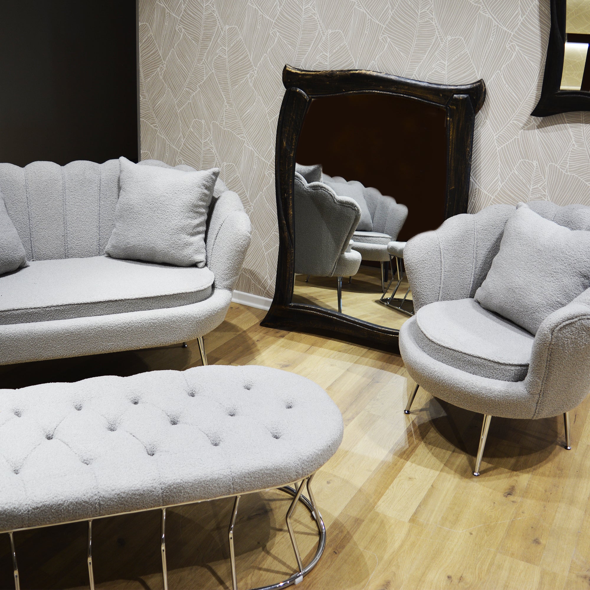 Set Flavia Div 2P+2Poltr+Panca Boucle'Grigio/Cromo