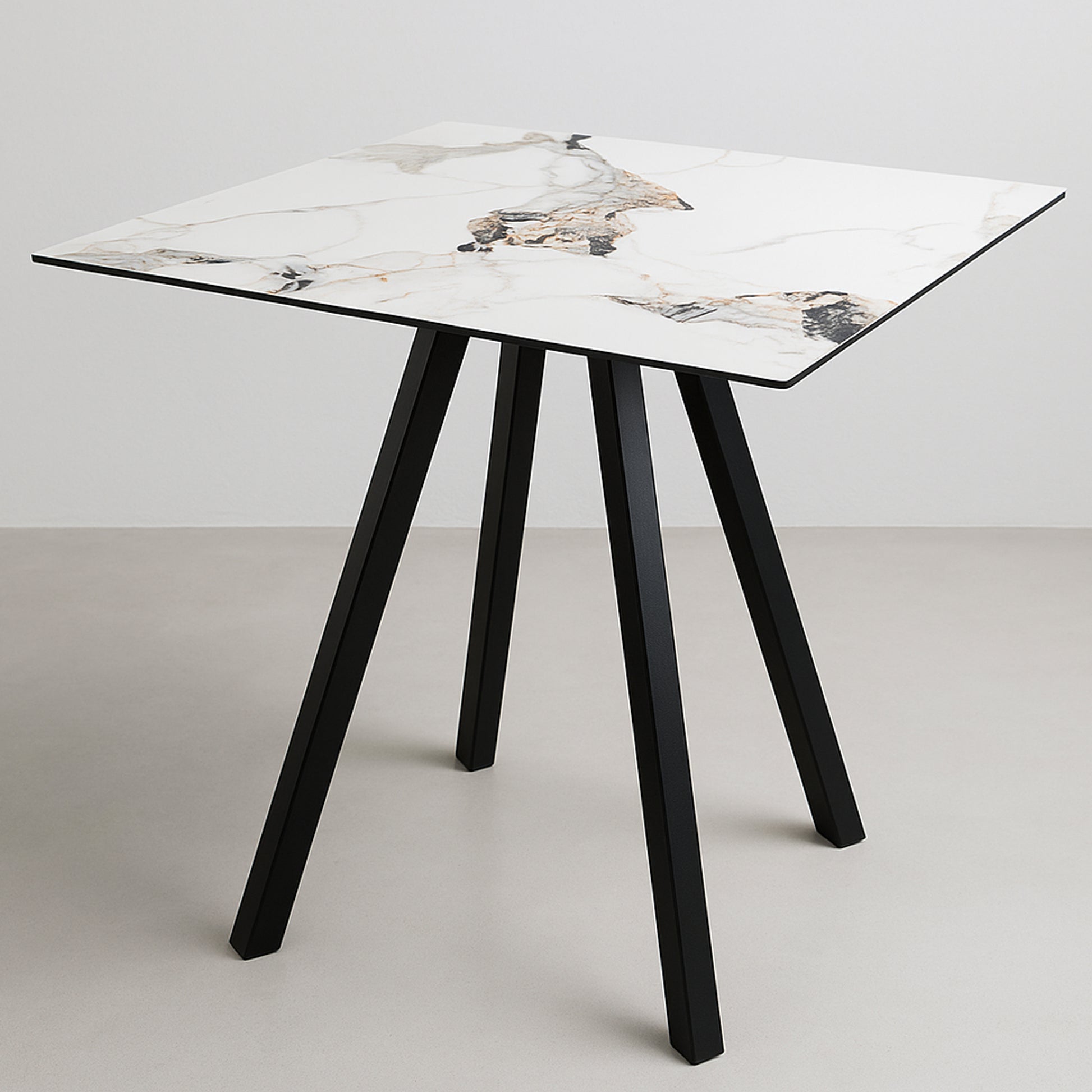 Piano Diamond 80X80 In Pietra Calacatta