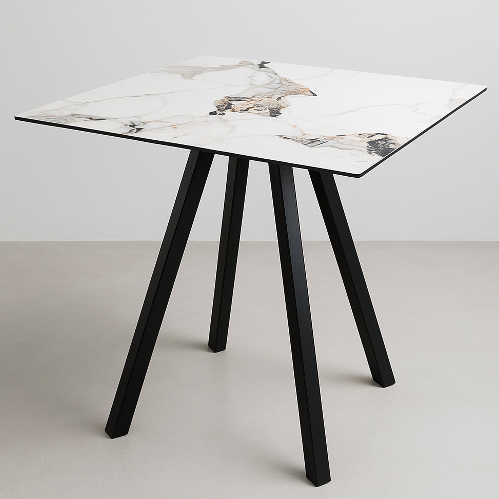 Piano Diamond 80X80 In Pietra Calacatta