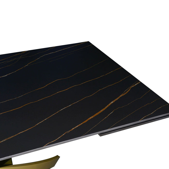 Tavolo Pegaso Piano Nero Con Venature Gambe Oro Per Soggiorno, Cucina E Arredo Bar