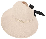Cappello da sole aperto con canna di paglia