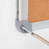 Lavagna con Fondo in Sughero 90x60 cm in Alluminio Silver