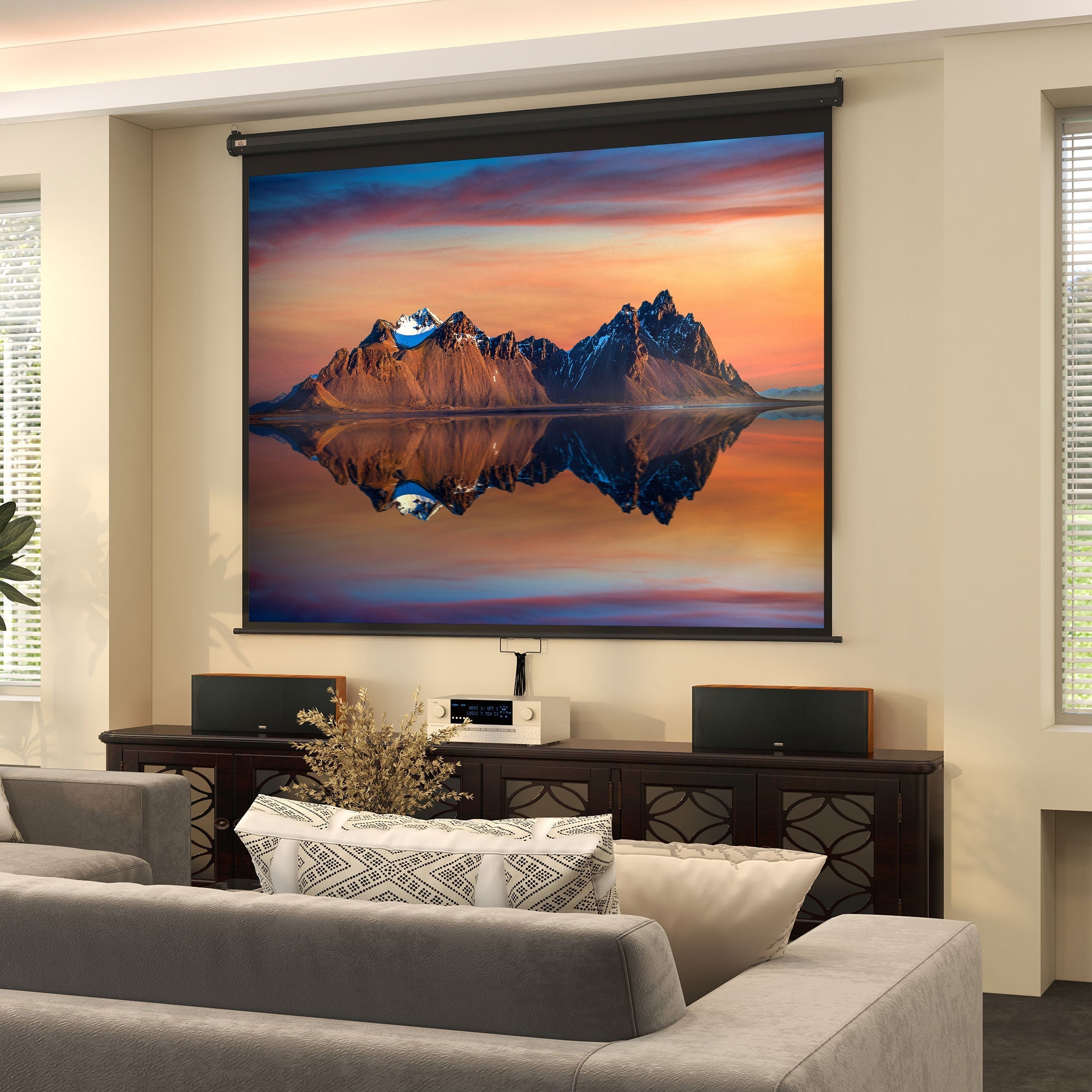 Telo Proiettore 120" Regolabile con Montaggio a Soffitto e Parete Formato 4:3 244x8,6x183cm Bianco e Nero