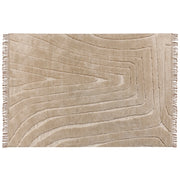Tappeto classico in poliestere e cotone con nappe decorative beige 160 x 230 cm camera da letto soggiorno