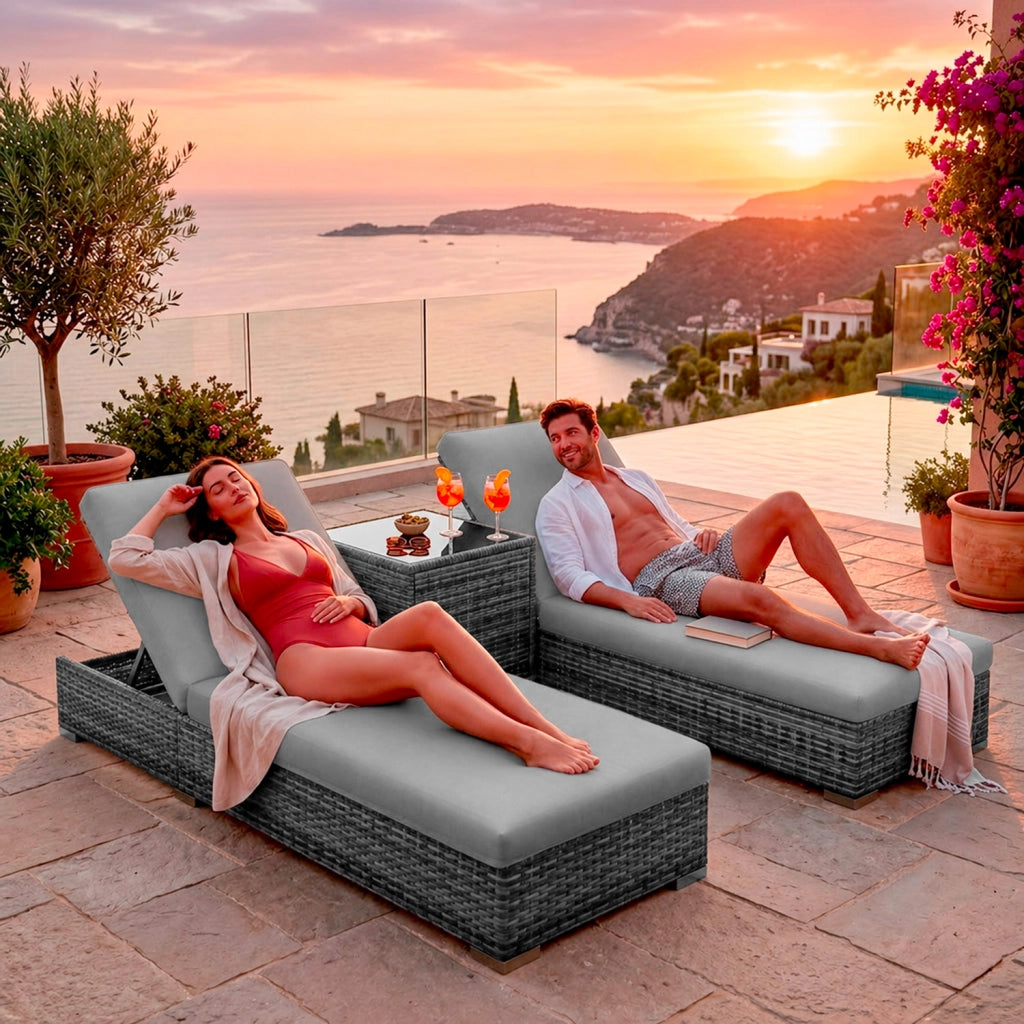 Set 2 Lettini Prendisole in Polyrattan con Tavolino Contenitore e Cuscini, Schienale Reclinabile 5 Posizioni, Arredo Giardino Piscina 184x60x21 Cm Grigio