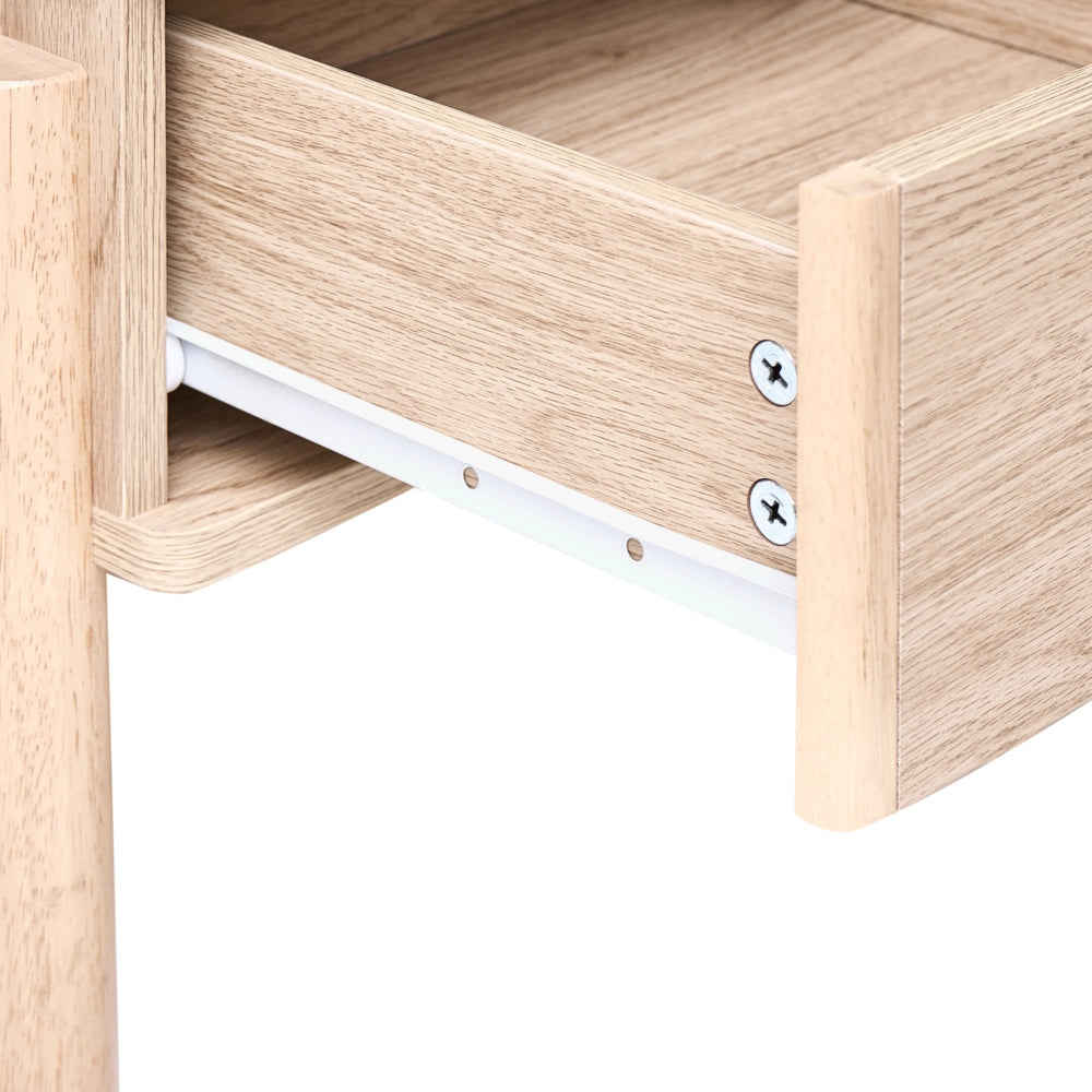 Comodino marrone chiaro in truciolato con gambe in legno massello Comodino moderno in stile scandinavo Contenitore per camera da letto