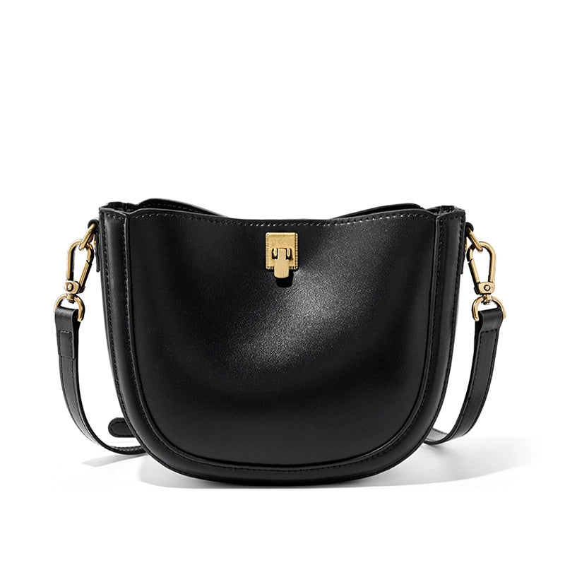 Borsa a mano/a tracolla da donna in pelle di vacchetta Togo, colore nero.