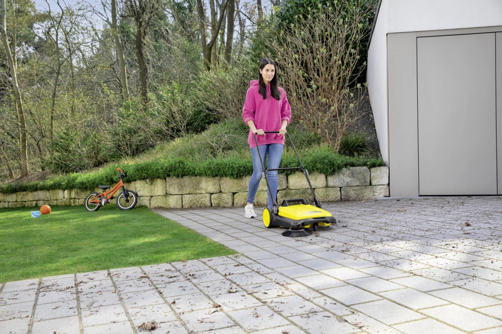 Karcher Spazzatrice manuale S 4