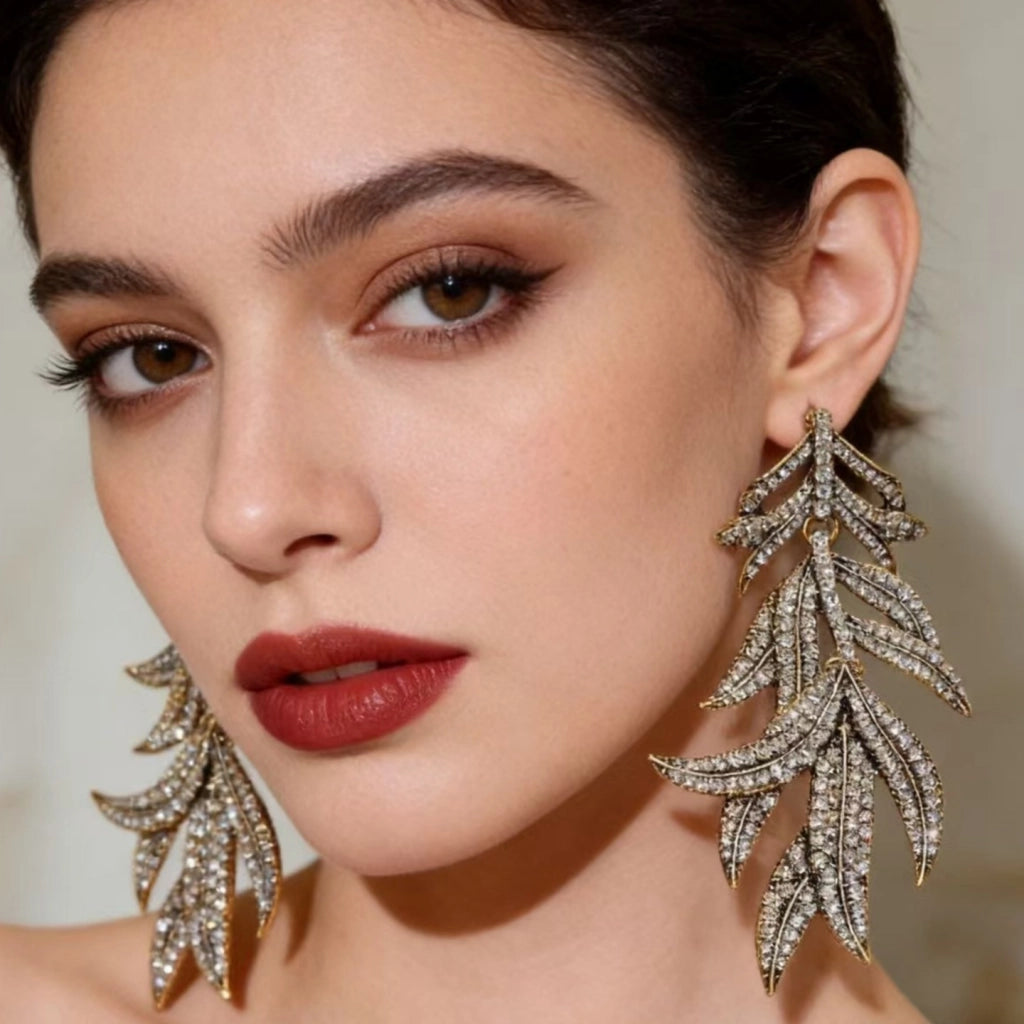 Orecchini vintage a foglia con diamanti