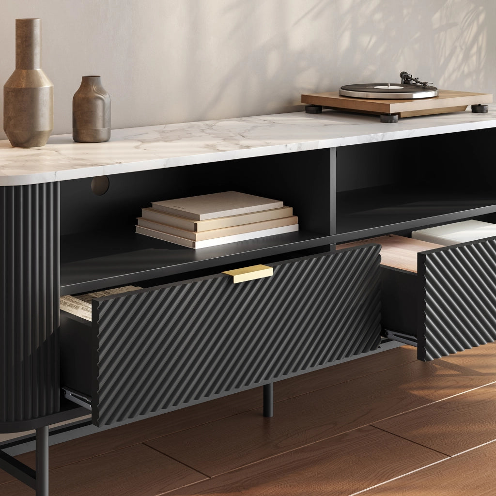 Mobile Porta TV Olvehok con Cassetti e Scomparti Aperti 140x40x55cm Nero / Effetto Marmo Bianco [en.casa]
