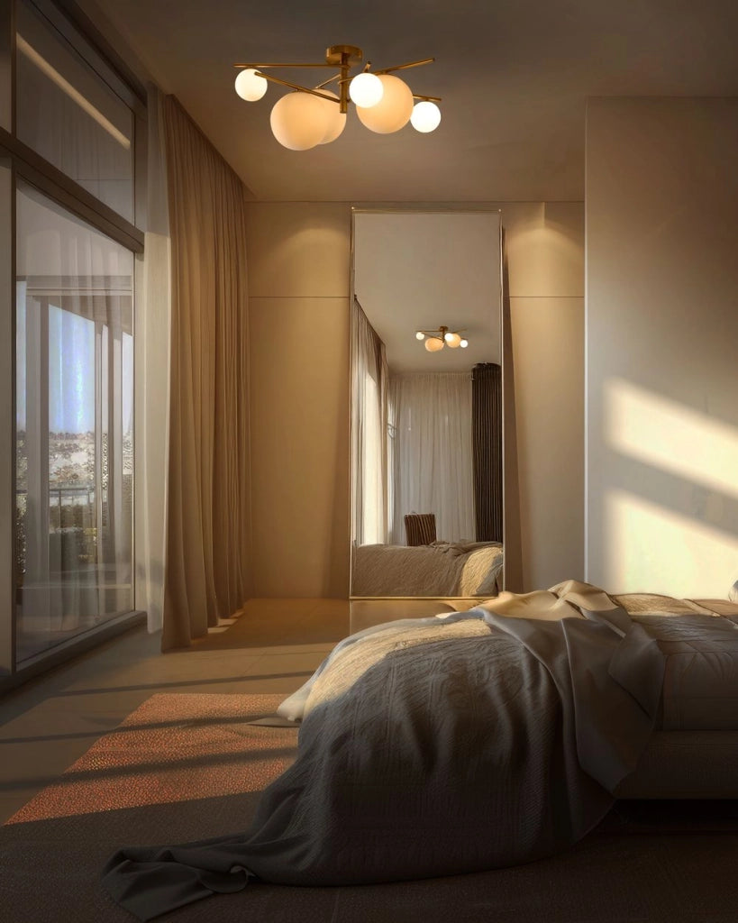 Lampada da soffitto in metallo con 6 paralumi in vetro oro stile glamour