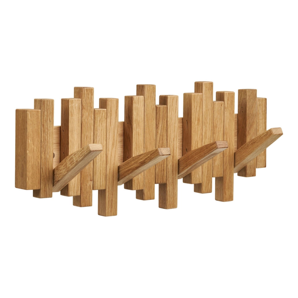 Appendiabiti da parete Caltra in rovere FSC — design scultura