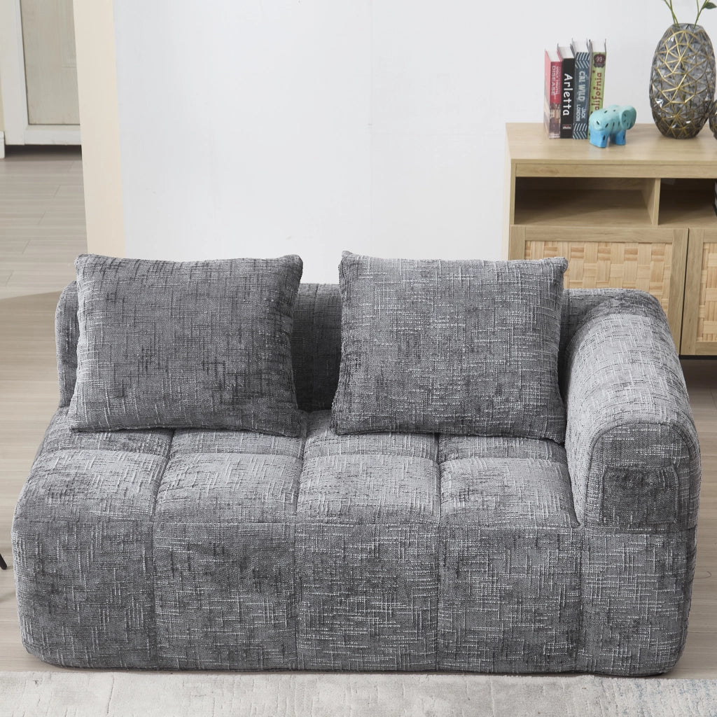 Divano moderno con chaise longue, tessuto Chenille grigio, cuscino e tasche laterali, 158x90x60 cm