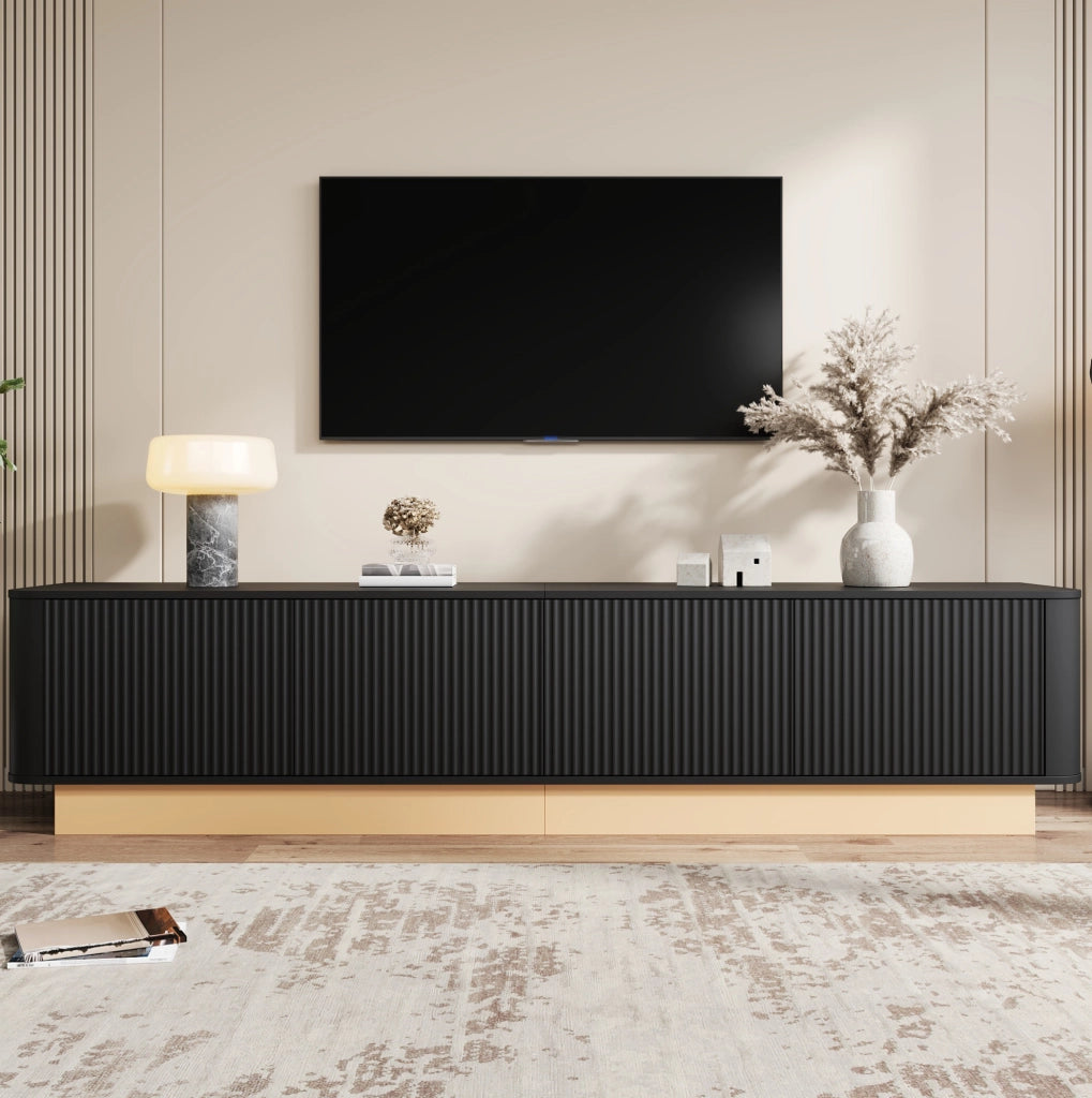Mobile TV 200 cm a 4 ante con ripiani regolabili; design rigato; in MDF nero