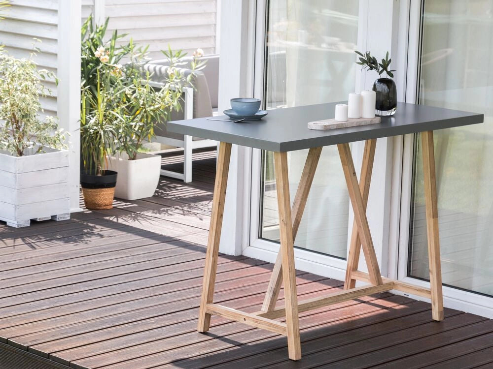 Tavolo da giardino in cemento grigio 140 x 70 cm gambe in legno industriale tradizionale giardino all'aperto per patio