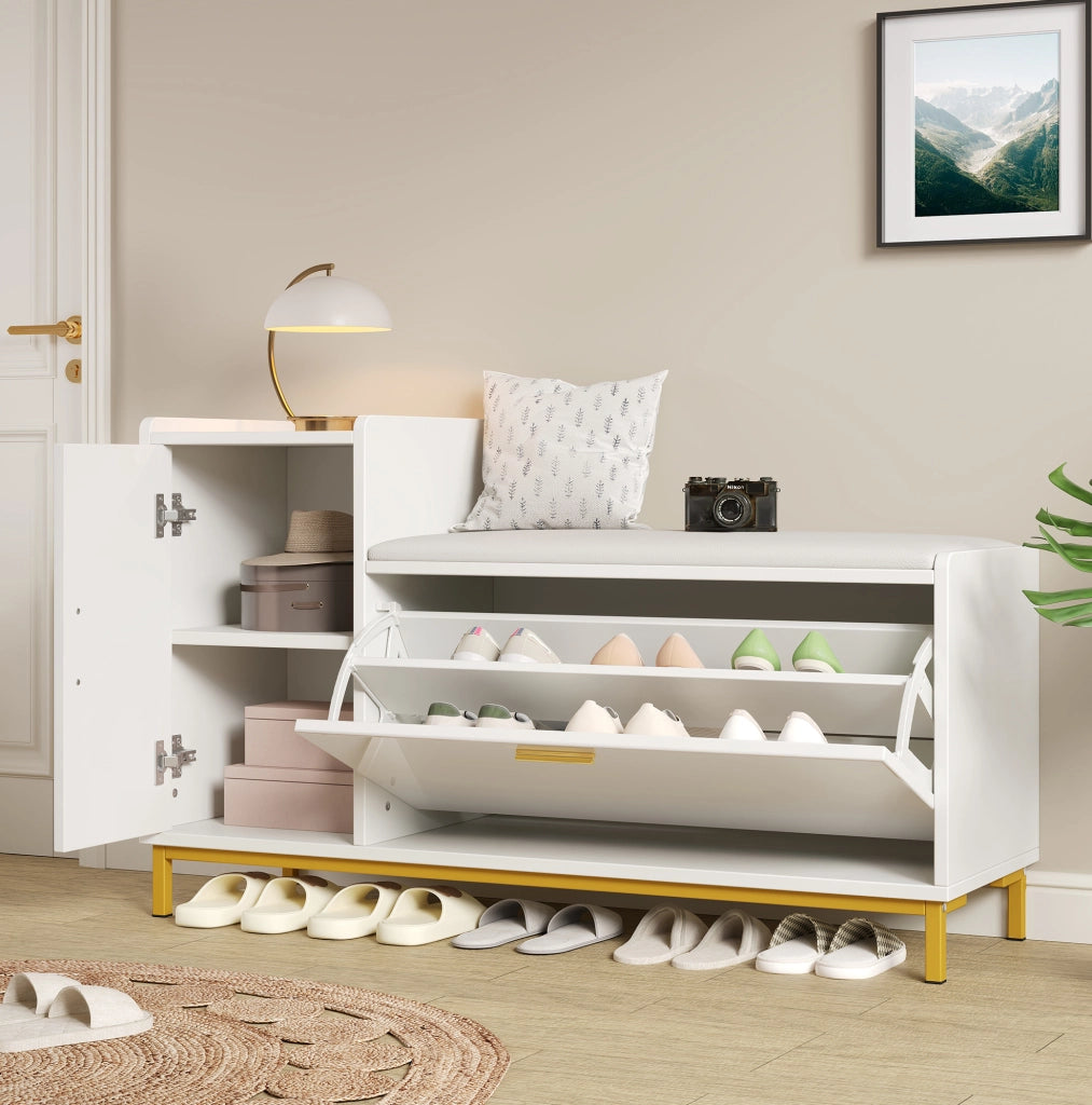 Scarpiera con panca 100 x 38 x 68 cm; 2 ripiani; 1 armadietto; finitura lucida bianco e oro