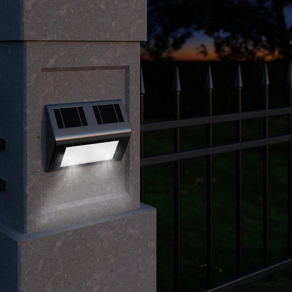 4X Lampada da Parete a LED a Energia Solare con Sensore Crepuscolare da Giardino Impermeabile Esterno Vialetto