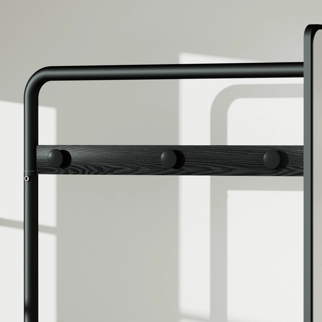 Appendiabiti multifunzione 3 in 1 con specchio; ruote e ripiano inferiore; 70x40x170 cm; nero