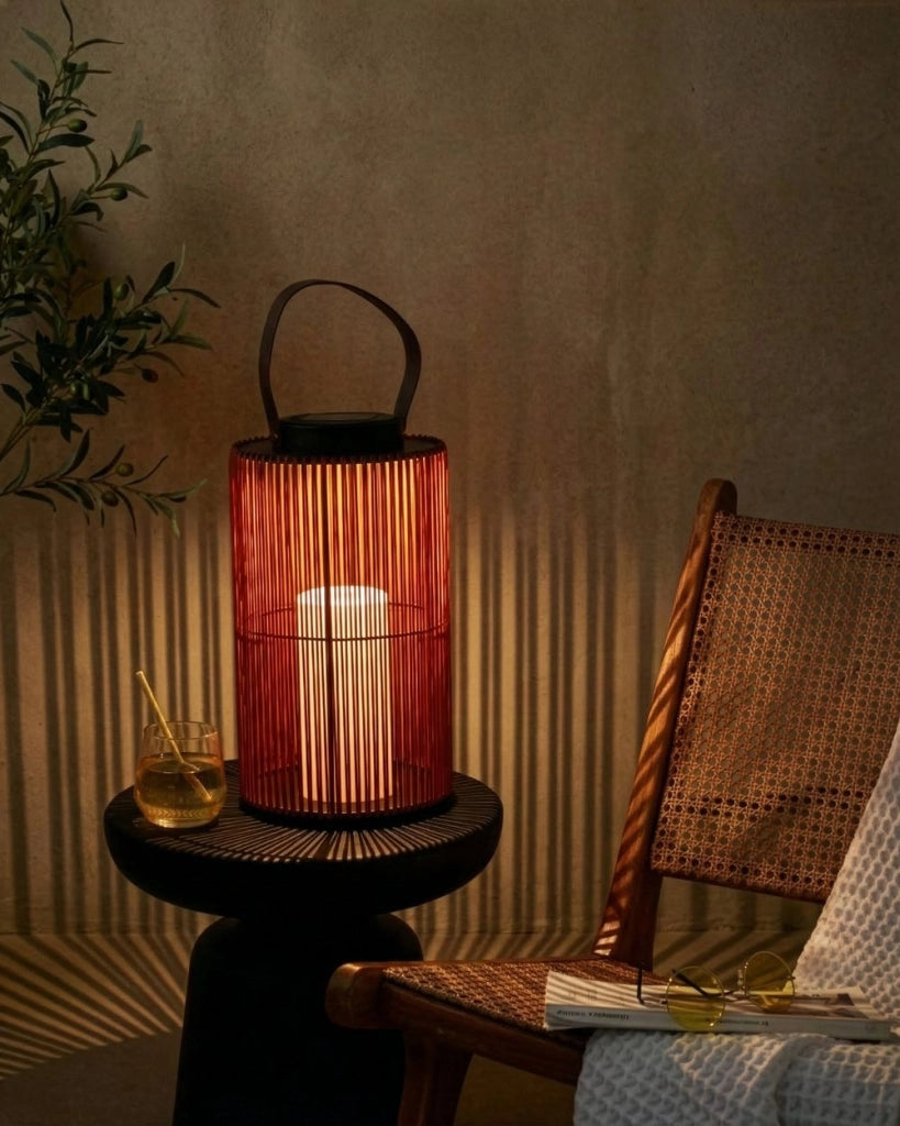 Lanterna solare Materiale sintetico naturale LED Decorazione per interni ed esterni Paralume intrecciato A basso consumo energetico Rustico Boho