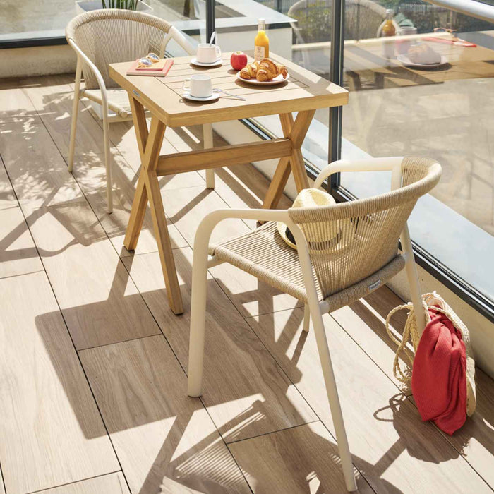 TAVOLO XENIA QUADRATO ACACIA