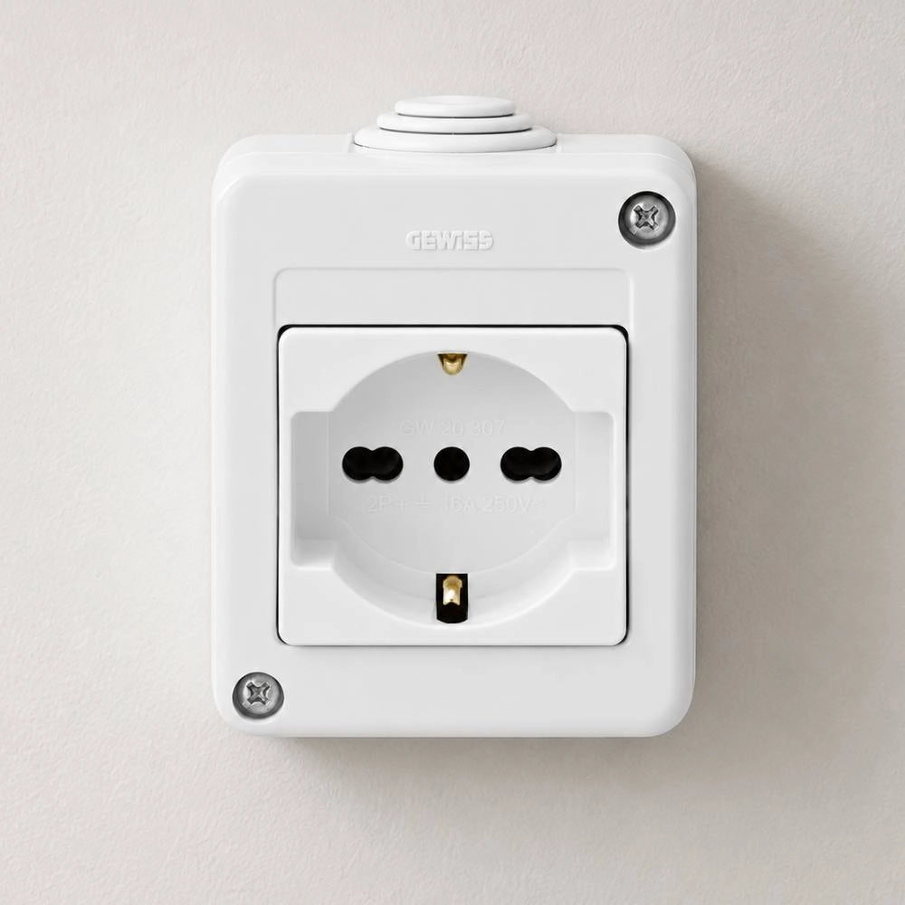 Presa combinata italiana e tedesca 2p+t 16a 250v ip40 grigio