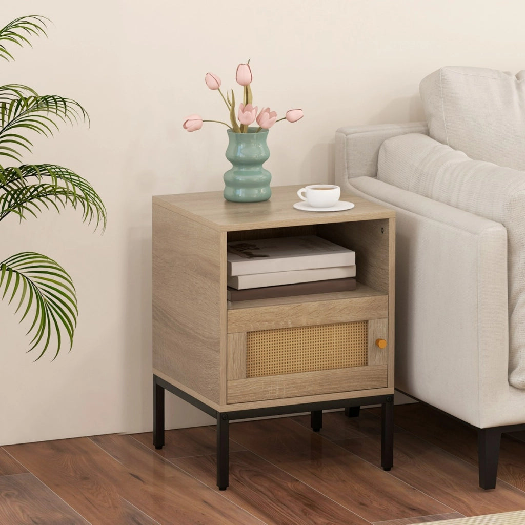 Comodino con spazio di stoccaggio ripiano aperto e armadietto con porta, Tavolino bohemien in rattan per casa 2 Pezzi Naturale-Comodini