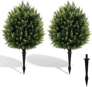 Set di Alberi Sferici Artificiali di Cipresso 61 cm, 2 Pezzi di Arbusti Finti di Cedro con Picchetto per Terreno, Piante Ornamentali Finte Resistenti al Sole per Decorazione Interna & Esterna