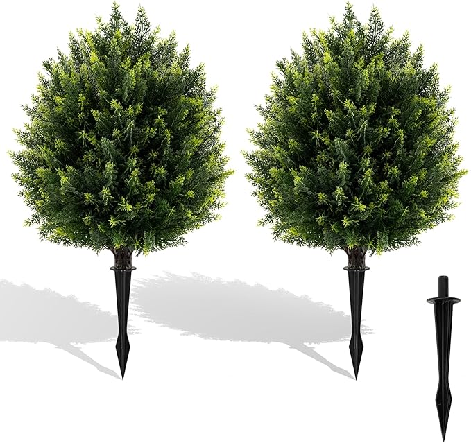 Set di Alberi Sferici Artificiali di Cipresso 61 cm, 2 Pezzi di Arbusti Finti di Cedro con Picchetto per Terreno, Piante Ornamentali Finte Resistenti al Sole per Decorazione Interna & Esterna