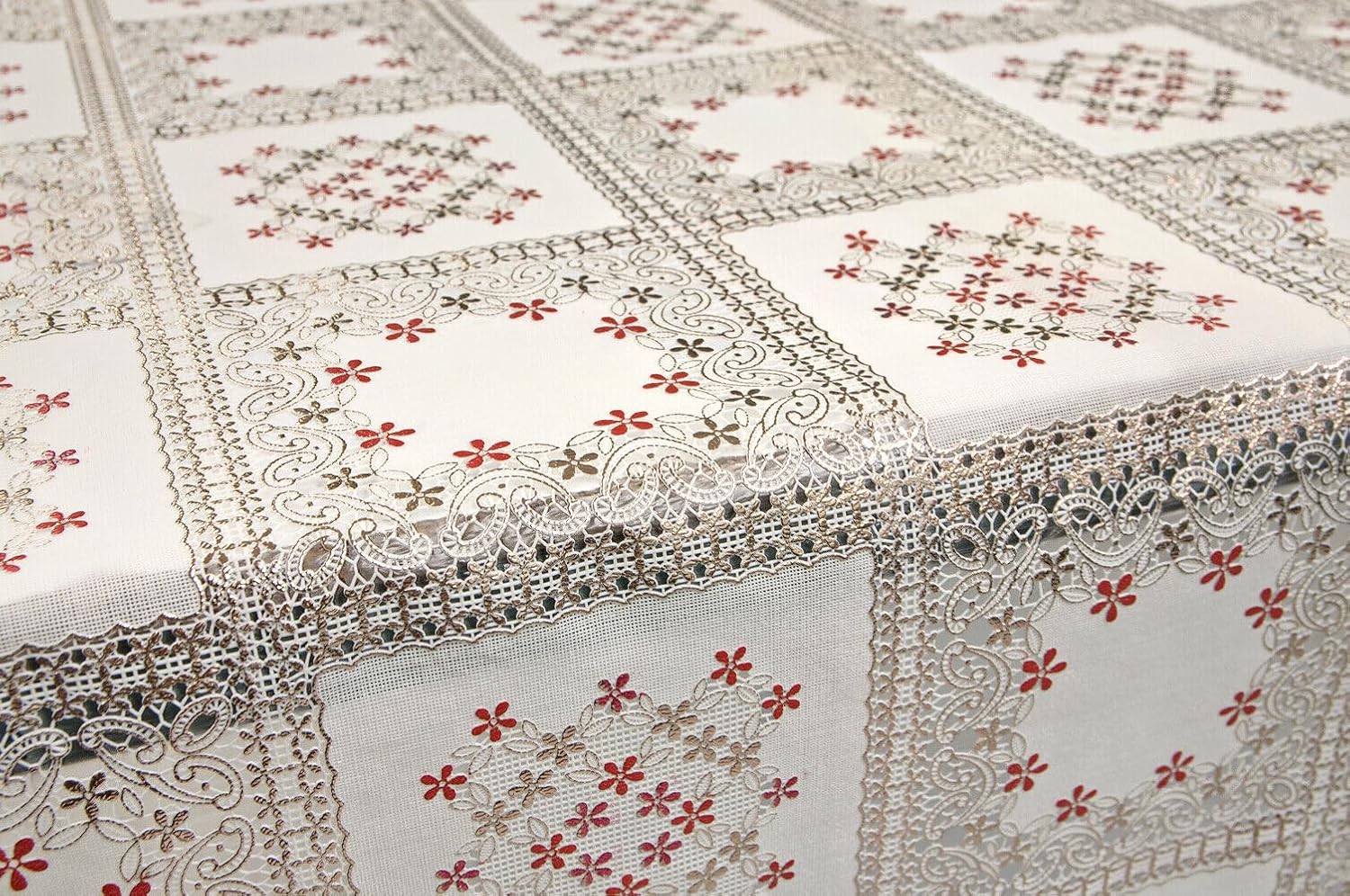 Tovaglia Plastificata 137x140 cm Ricamata Pizzo 3D Copritavolo Antimacchia Idrorepellente Dis.F