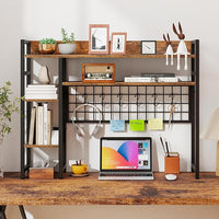 Mensola da Scrivania, Scaffale Espositivo a 4 Ripiani con Pannello a Griglia Metallica e 6 Ganci, Organizzatore da Scrivania per Computer, per Ufficio Casa Dormitorio, 94x25x73,5 cm (Marrone)