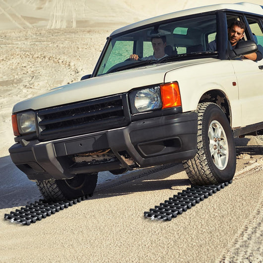 Set di 2 Tappetini Antisdrucciolevoli per Pneumatici, Tappetino di Recupero TPR Portatile, Aiuto di Trazione d'emergenza per Neve, Ghiaccio, Fango, Sabbia, Con Borsa (61,5 x 21 x 2,8 cm)