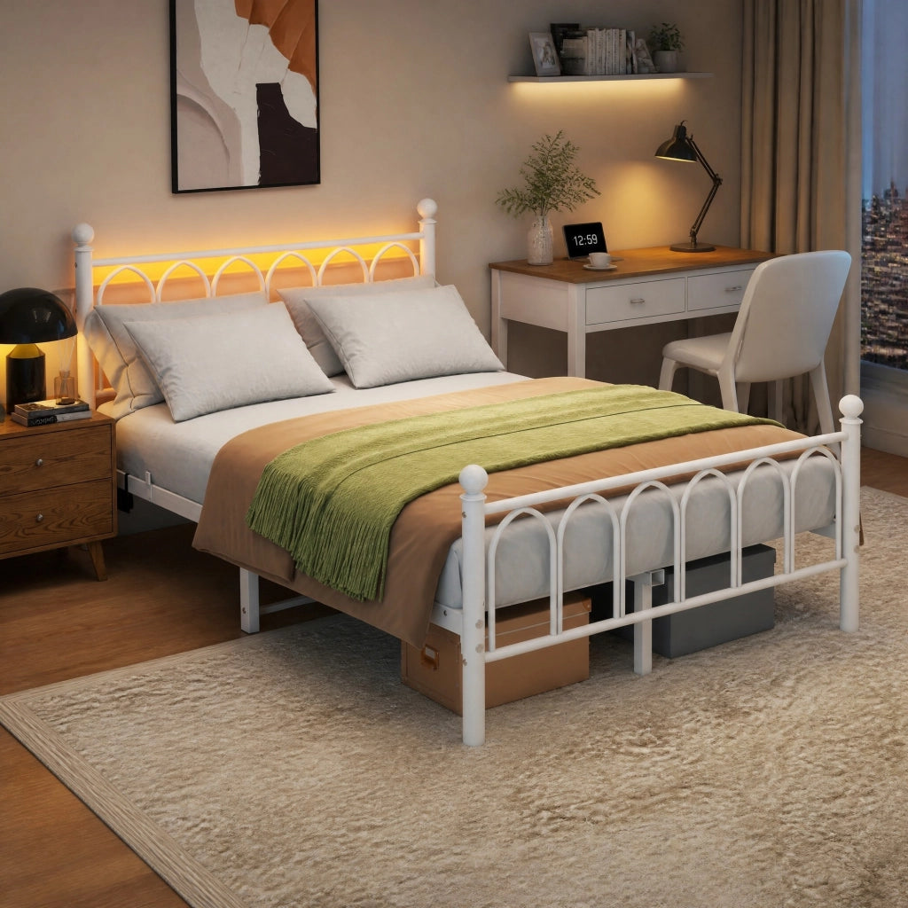 LETTO 120x200 cm in metallo e MDF Bianco con LED, USB e testiera alta