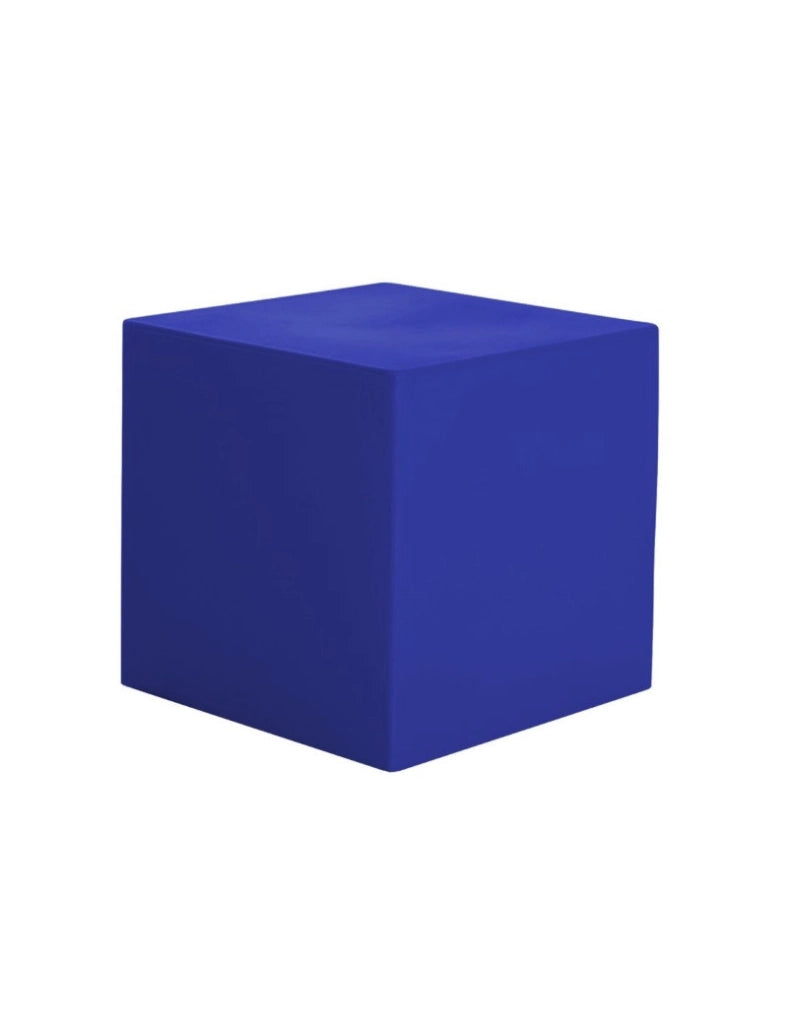 POUF IN RESINA - BLU