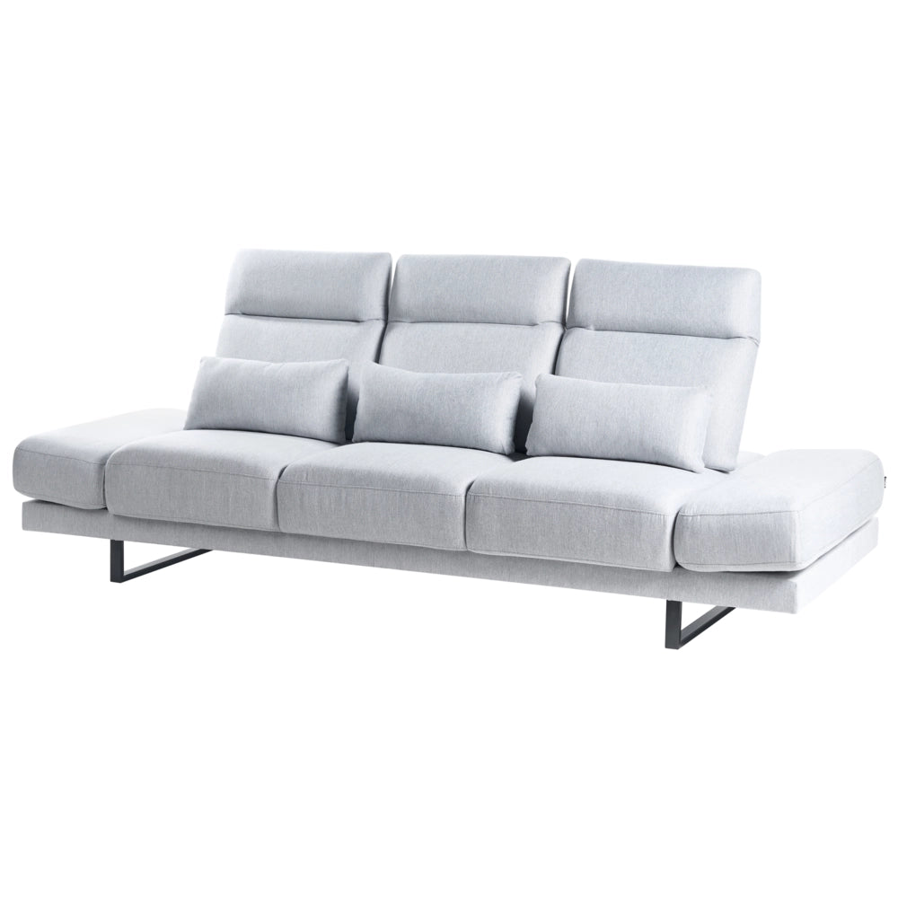 Divano moderno a 3 posti con Rivestimento in poliestere grigio chiaro e Gambe in acciaio soggiorno elegante