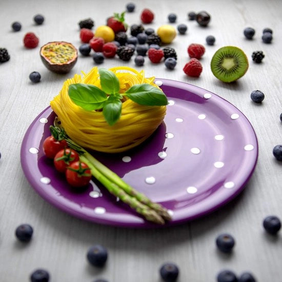 Tavolo da pranzo grande in ceramica manuale 25,5 cm | Blu e bianco | Punti | Manufatto a mano | Tavolo da pranzo grande | Servizio da tavola in ceramica

Modello: 
25,5 cm 
Paars en wit 
Stippen 
Handgemaakt 
Groot dinerbord 
Keramisch servies