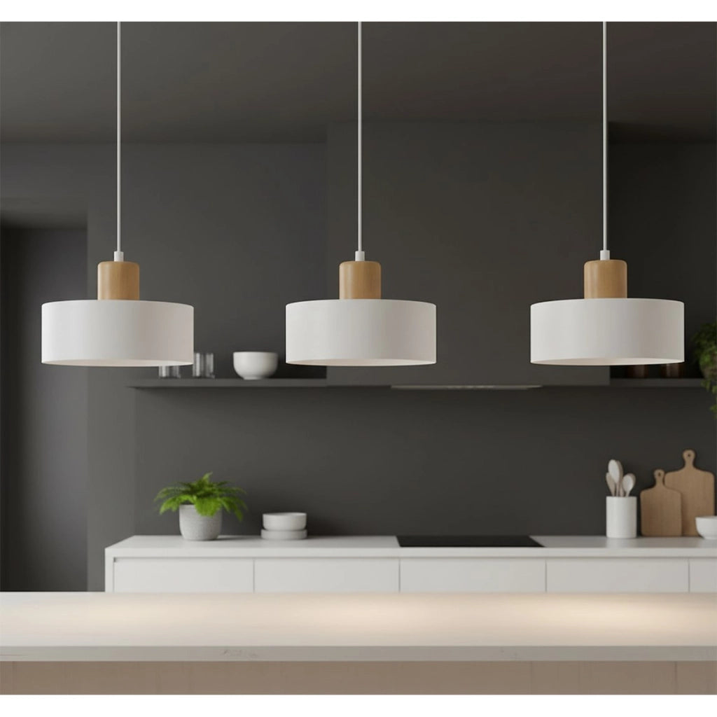 Lampada a sospensione Torin in acciaio bianco e legno naturale