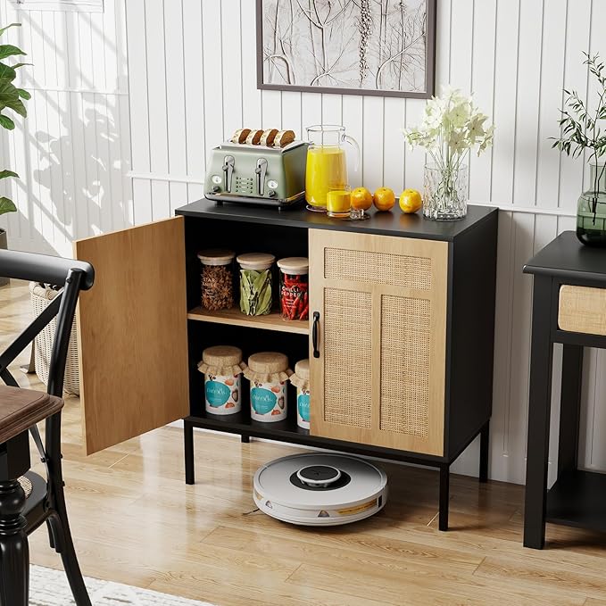 Credenza da Cucina, Armadio con 2 Ante Intrecciate in Rattan, Ripiano Regolabile a 3 Posizioni, Armadietto Boho per Cucina, Sala da Pranzo, Soggiorno e Corridoio, 80 x 38 x 81 cm (Nero)