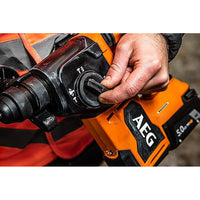 TASSELLATORE SDS-PLUS A BATTERIA BRUSHLESS 18V BBH18BL2-0 AEG 4935480697