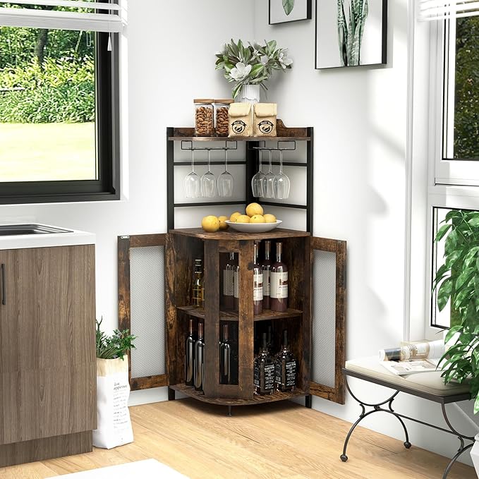 Mobile Bar Angolare, Mobiletto Multiuso con Porta Bicchieri, 2 Porte Ventilate in Rete Metallica e Ripiano Regolabile, per Cucina, Sala da Pranzo e Soggiorno (Marrone)