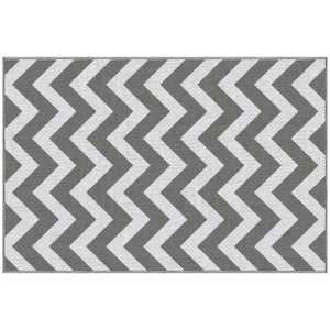 Tappeto da Esterno Reversibile 121x182 cm con Fantasia Geometrica Grigio e Bianco