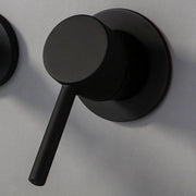 Mangiatore con un maniglione - Montaggio a parete - Chiave a manopola - Fermo in acciaio - Disponibile in nero/chromato/oro - Facile da regolare - Doccia a controllo di flusso