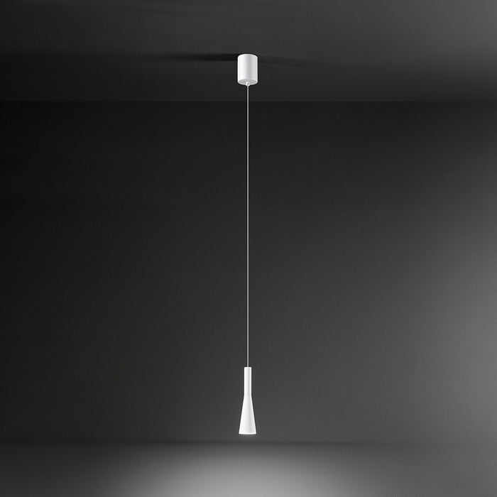 Lampadario Moderno Cone Metallo Bianco Acrilico 7 Luci Led 7W 3000K