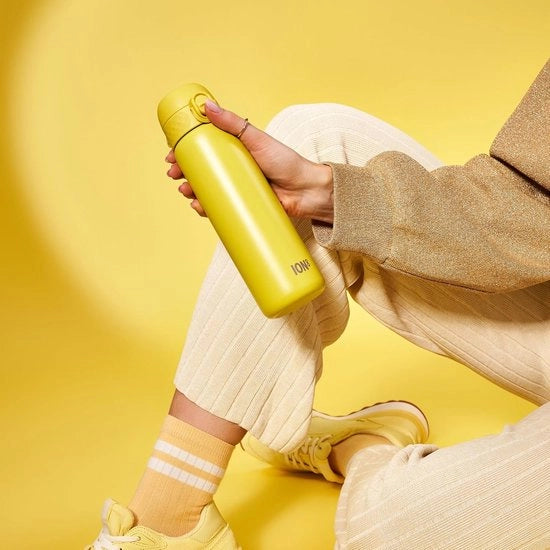 Bottiglia di Acqua Isolante a Vuoto - Imprermeabile e Facile da Aprire - 500 ml