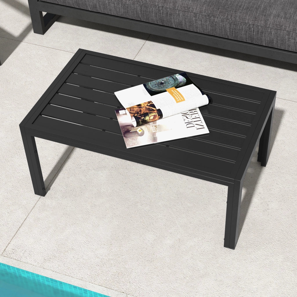 Comodino rettangolare in acciaio; ideale per balcone o giardino. Impermeabile. Dimensionei: 101;5 x 61 x 46 cm. Coloreee: nero.