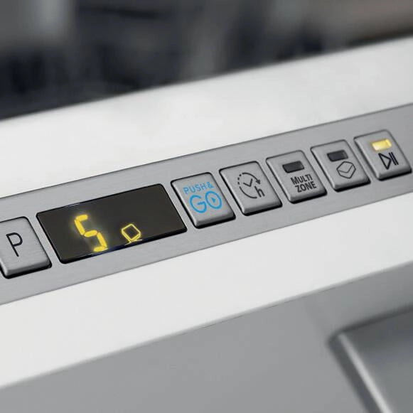 INDESIT D2FHK26S SILVER LAVASTOVIGLIE LIBERA INSTALLAZIONE 14 COPERTI E 5 PROGRAMMI CLASSE E